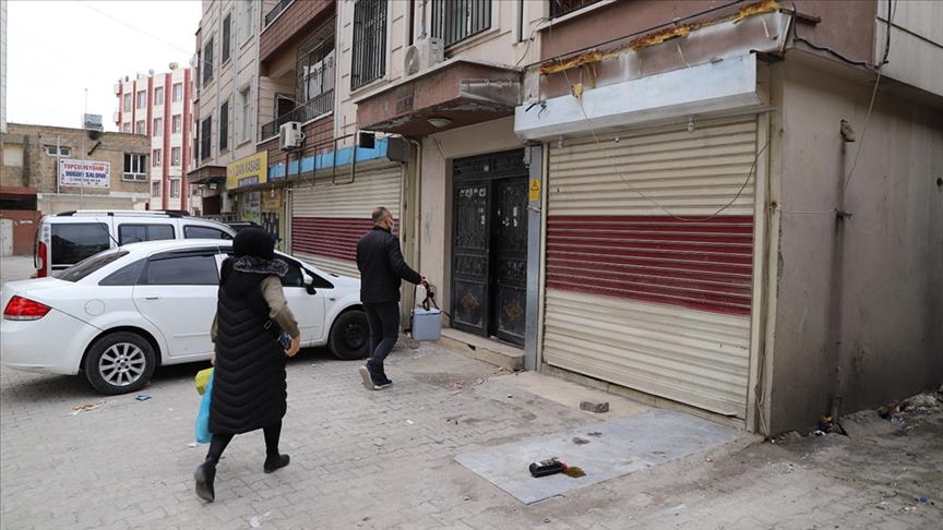 Şanlıurfa'da mobil ekipler aşılama çalışmalarını hafta sonu da sürdürüyor 