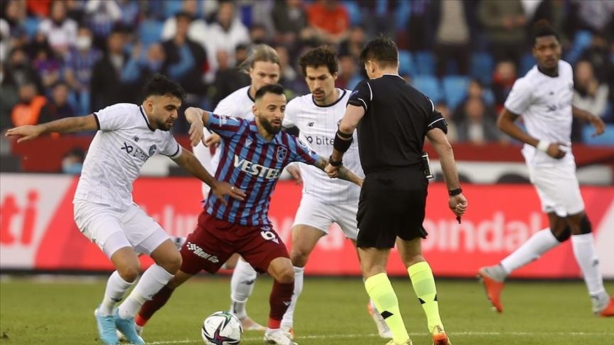 Trabzonspor extends win streak to 8 matches by defeating Adana Demirspor 2-0