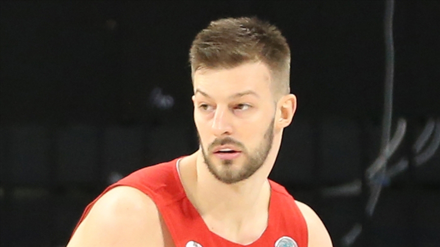 Türkiyede de oynayan Sırp basketbolcu Jelovac, 32 yaşında hayatını kaybetti