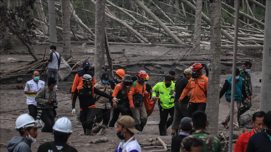 Death toll from Indonesia's Semeru volcano eruption rises to 14