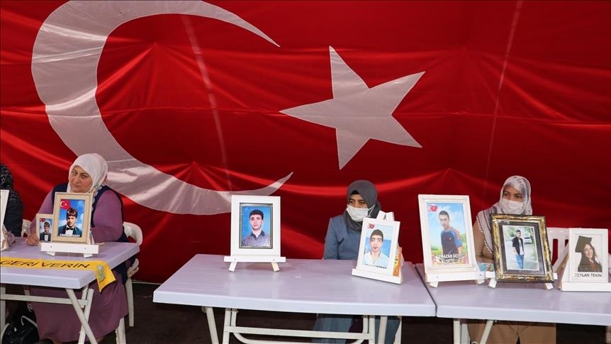 Turquie : les Mères de Diyarbakir luttent pour le retour de leurs enfants 