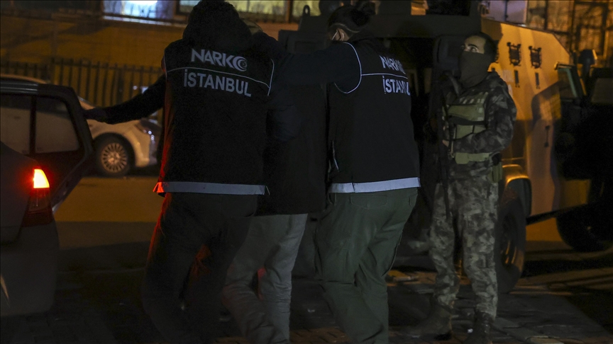 İstanbul'da düzenlenen uyuşturucu operasyonunda 40 kişi gözaltına alındı