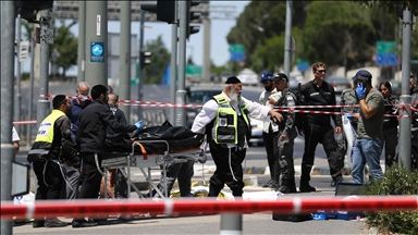 Fuerzas de seguridad israelíes abaten a menor palestino que presuntamente les invistió con un vehículo