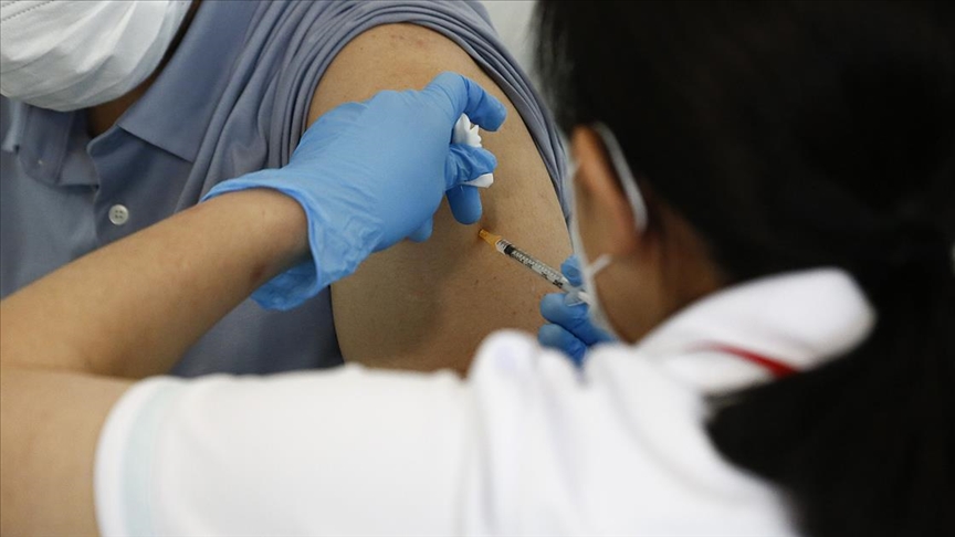 Pfizer veya AstraZeneca aşılarının ardından Modernanın yapılması bağışıklığı artırıyor