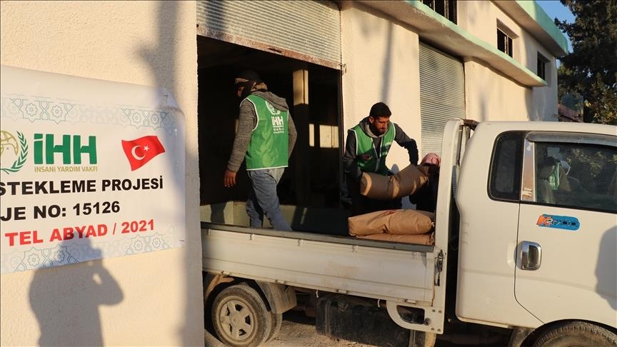 Syrie : La Fondation turque IHH fournit des semences de blé aux agriculteurs dans le nord du pays