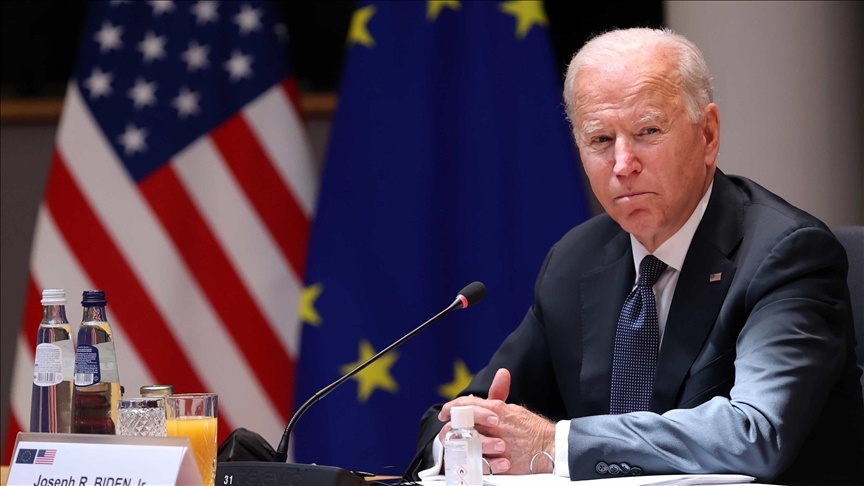 Biden habla con sus aliados europeos antes de videoconferencia con Putin