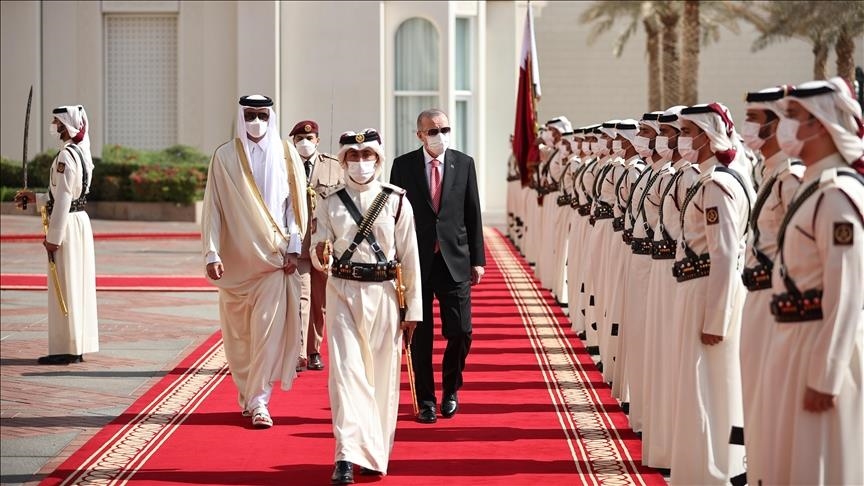 استقبال رسمی از اردوغان توسط امیر قطر در دوحه