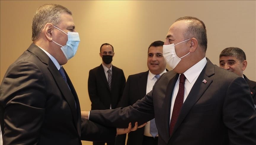 Menlu Turki bertemu mantan PM Suriah di Qatar