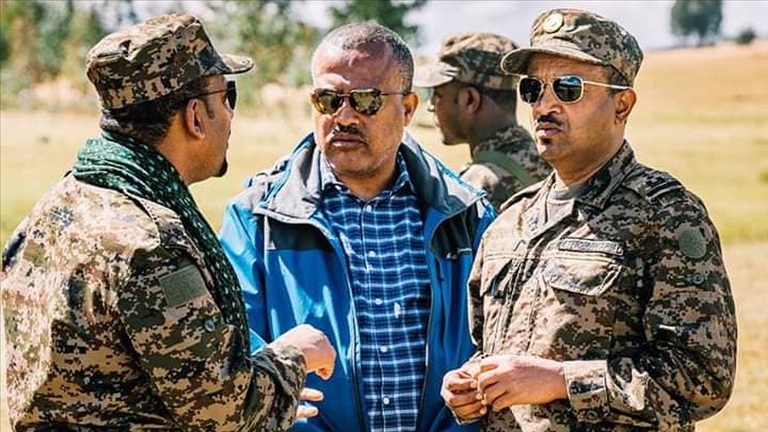 Etiyopyada isyancılarla mücadele için cepheye giden Başbakan Ahmed görevine döndü