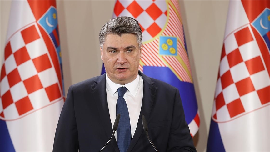 Hırvatistan Cumhurbaşkanı Milanoviçten Srebrenitsa soykırımını küçümseyen açıklama