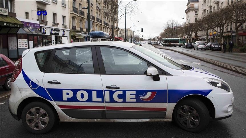French police arrest suspect who attacked migrants with knife