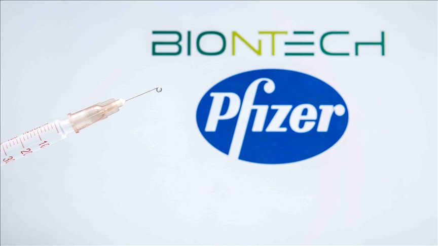 Pruebas preliminares muestran que tres dosis de la vacuna Pfizer-BioNTech neutralizan la variante ómicron