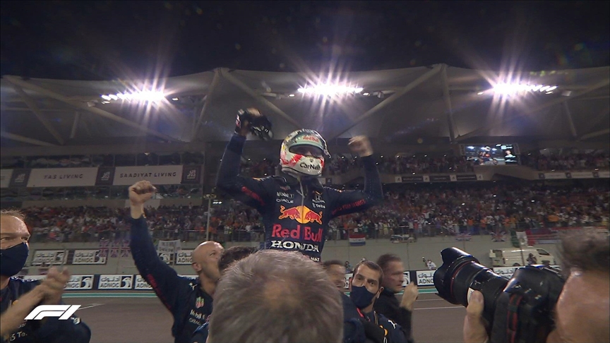 Red Bulls Verstappen wins F1 world title for 1st time