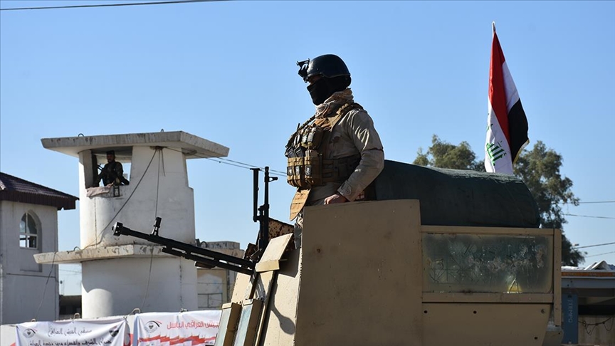 Sincarda terör örgütü PKKya bağlı YBŞ ile Irak ordusu çatıştı