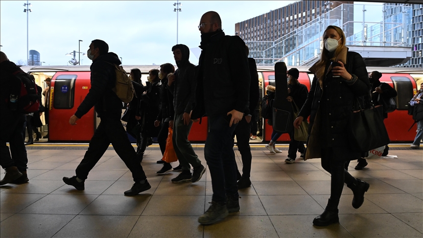 Nezaposlenost u Velikoj Britaniji pala na 4,2 posto u oktobru