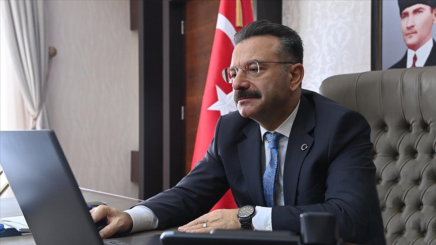 Aydın Valisi Aksoy'un tercihi 'Ciğerlerimiz yandı' oldu