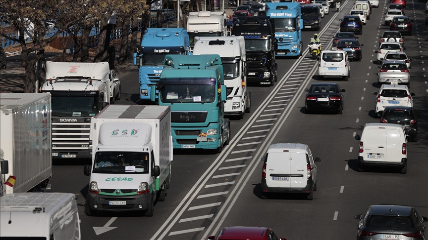 Vozači kamiona u Španiji protestovali zbog poskupljenja goriva