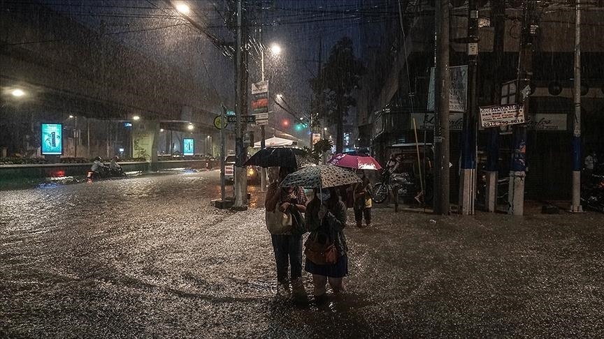 Super Typhoon Rai slams into eastern Philippines as thousands evacuate