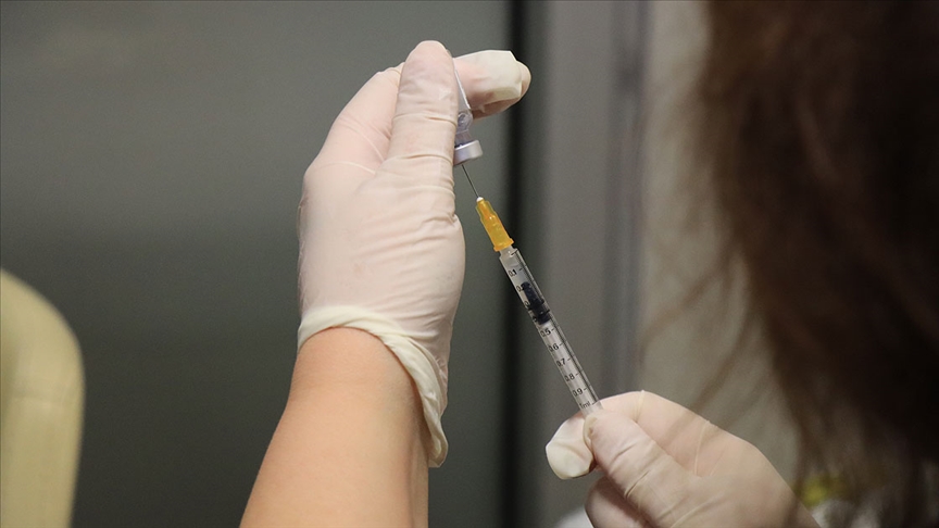 Sağlık Bakanlığından son kullanma tarihi geçmiş aşı iddialarına ilişkin açıklama