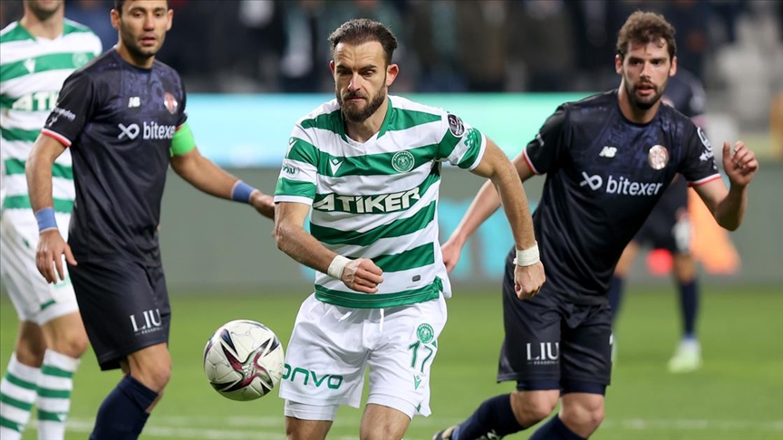 Konyaspor sahasında Antalyaspor'u yendi