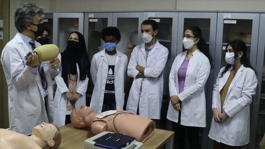 Foreign students glad to receive medical education in Turkey