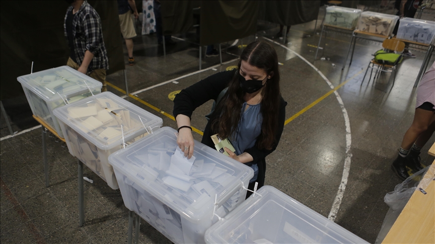 Şili halkı yeni devlet başkanını seçmek için sandık başında