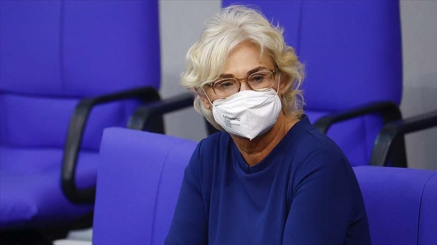 Министр обороны Германии подчеркнула важность солидарности внутри НАТО