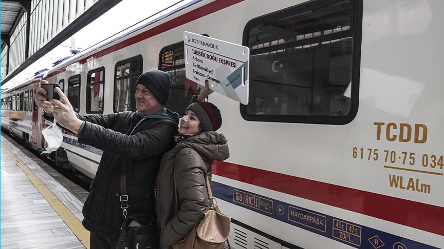 Пассажиры первого рейса туристического «Восточного экспресса» довольны поездкой