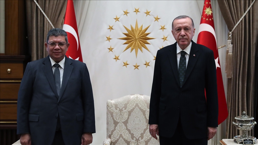 دیدار اردوغان با وزیر خارجه مالزی