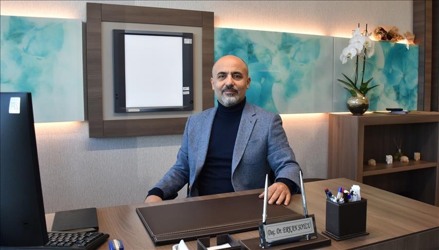 Turkish doctor warns against using alternative methods after nose plastic surgery