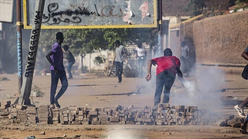 Число погибших в протестах против военного переворота в Судане возросло до 47