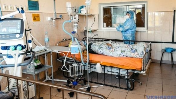 Суточный прирост заболеваемости COVID-19 в Украине превысил 6 тыс.