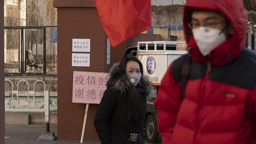 Çinin 13 milyon nüfuslu Şian kentinde Kovid-19 vakalarındaki artış nedeniyle sokağa çıkmak yasaklandı