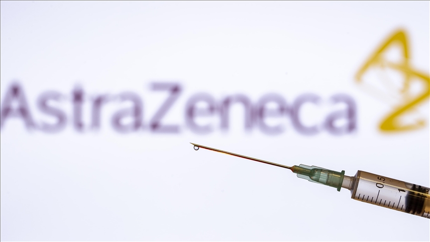 AstraZeneca y Oxford anuncian que trabajan en una vacuna contra la variante ómicron de la COVID-19