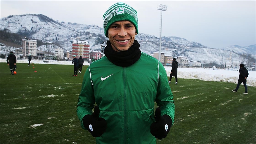Giresunsporlu Perez üst sıraları hedef gösterdi