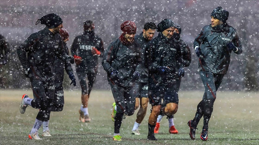 Trabzonspor, Medipol Başakşehir'i konuk edecek