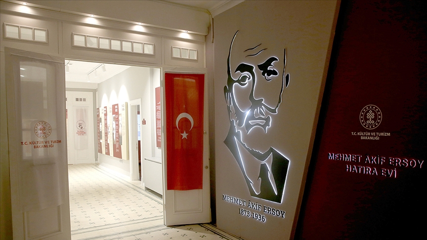 Mehmet Akif Ersoy Hatıra Evi, Milli Şairin hayatına ışık tutuyor