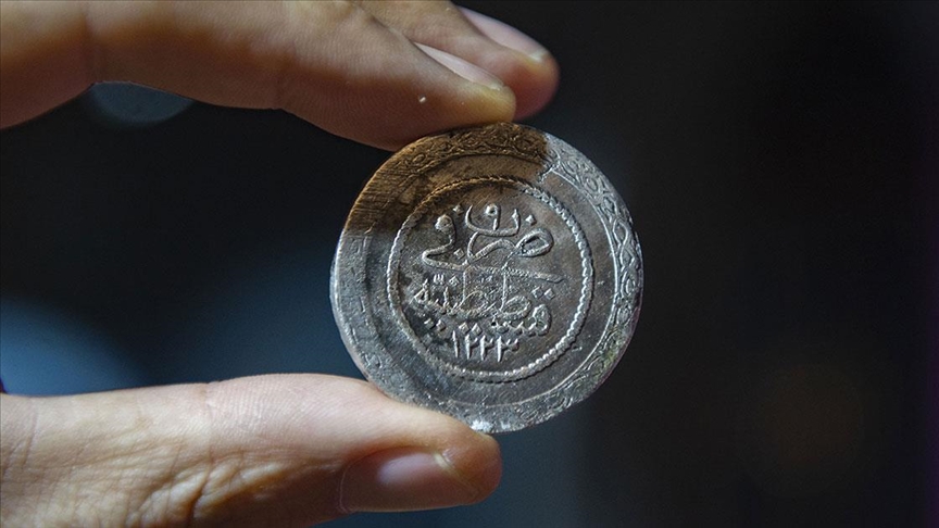 Tunceli Müzesindeki binlerce yıllık sikkeler Anadolu tarihine ışık tutuyor