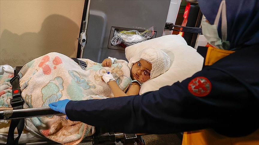 Gaziantep'te iki 'pitbull'un saldırdığı Asiye Ateş'in yoğun bakım ünitesinde yakın takibi sürüyor