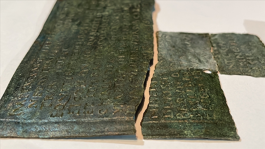 Perre Antik Kentinde bronz askeri diploma bulundu