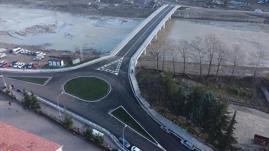 Sinop'ta 77 günde tamamlanan Şevki Şentürk Köprüsü yarın hizmete girecek