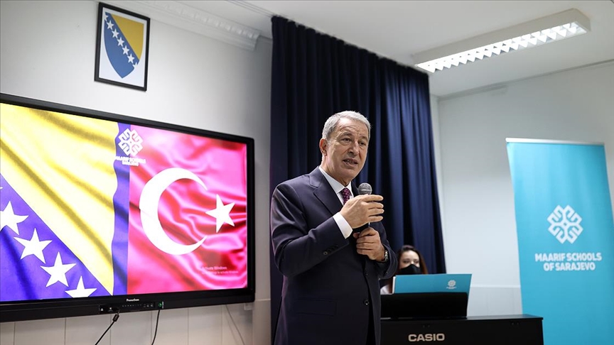 Bakan Akar’a Zenica'dan fahri vatandaşlık