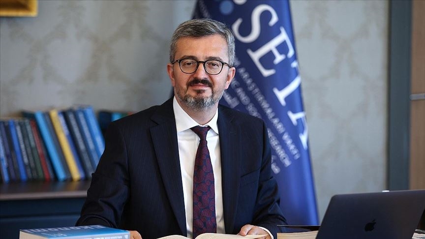 SETA Genel Koordinatörü Duran: Türkiye'nin 2022'de bir aşı diplomasisi harekatı yapacağını öngörmek zor olmaz