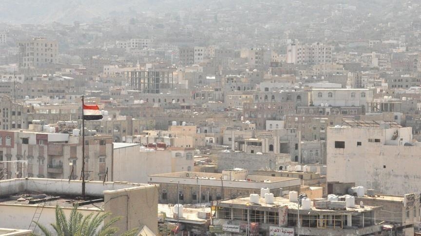 Former boy scouts bring dead Yemenis to their final destination