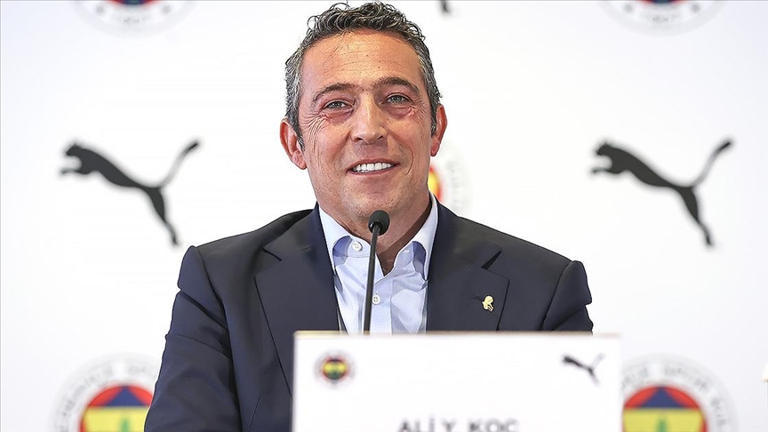 Fenerbahçe Kulübü Başkanı Koç: Ülke ve toplum olarak refah ve barış içerisinde geçireceğimiz bir yıl diliyorum