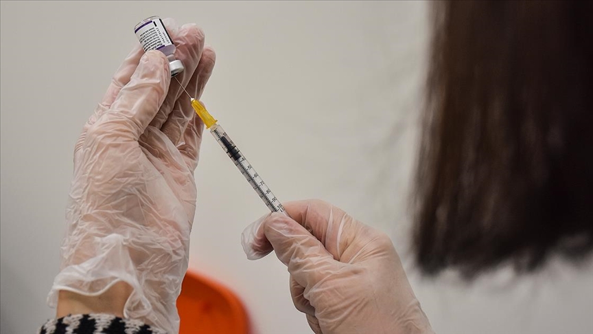Vaka sayılarını artıran Omicrona karşı aşılarınızı tamamlayın uyarısı