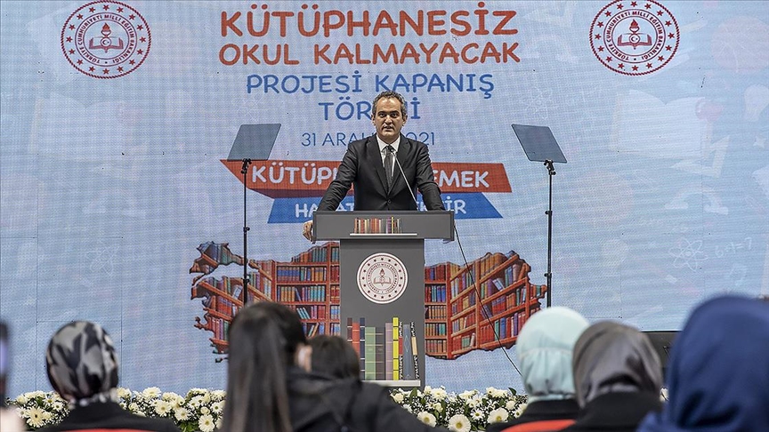 Bakan Özer: 2 ayda 16 bin 361 yeni kütüphane inşa ettik