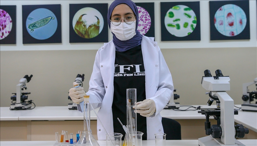 Lösemi tedavisi için geliştirdiği çalışmasıyla Türkiye'yi temsil edecek