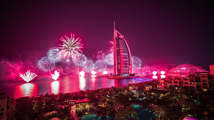 Spektakularan vatromet i laserski show na dočeku u Dubaiju 