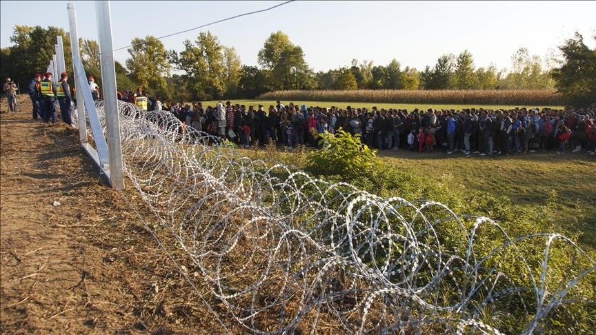 Hungaria pengon hyrjen e 450 emigrantëve të parregullt në tre ditët e fundit